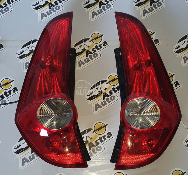 Stop svetla za Opel Agila od 2007. do 2014. god.