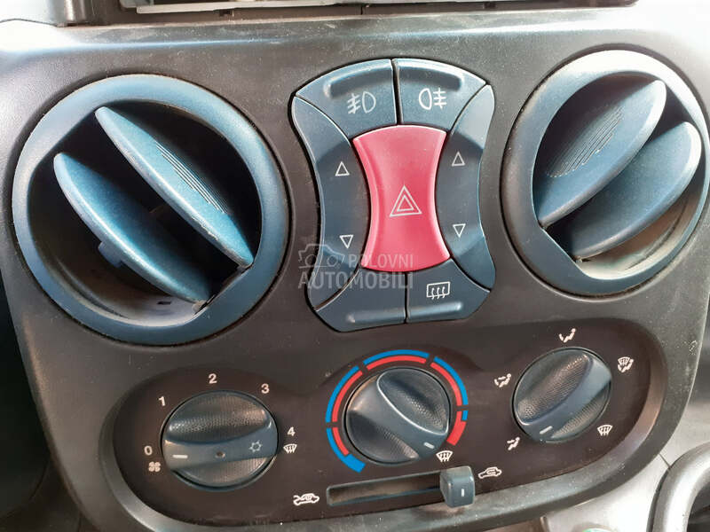 ventilacija kabine za Fiat Doblo od 2001. do 2005. god. za Fiat Doblo od 2001. do 2005. god.