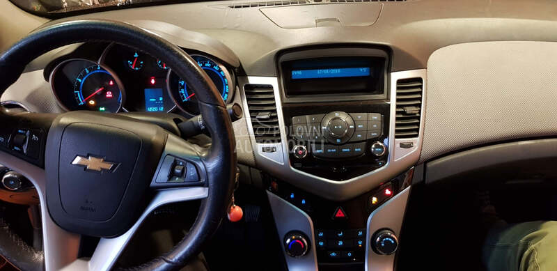 Multimedija Android za Chevrolet Cruze