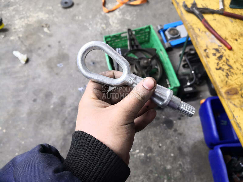 E60 Kuka za slepanje vucu za BMW 518, 520, 523 ...