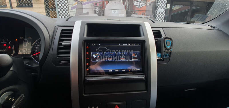 Multimedija Android UNI za Nissan Pathfinder