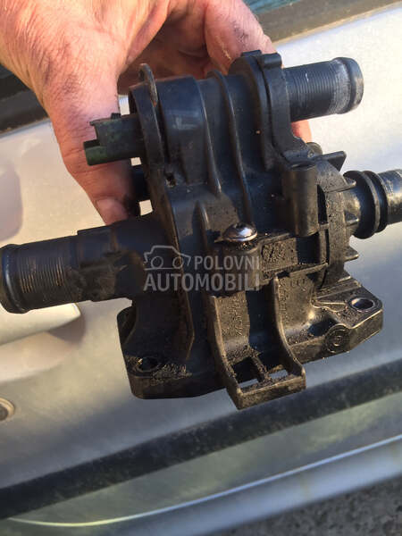 termostat 1.6 hdi za Citroen C3, C4, C4 Grand Picasso ... od 2004. do 2011. god.