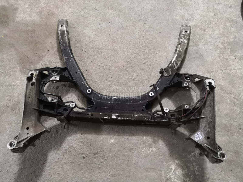 E60 Prednji trap za BMW Serija 5