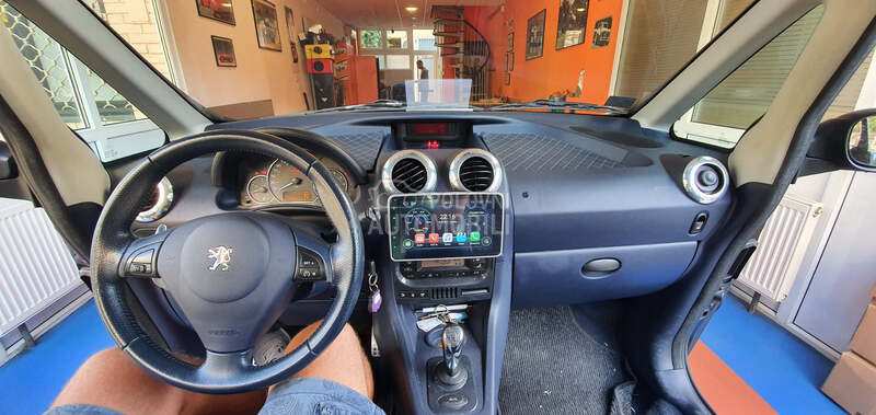 Multimedija Android UNI 8in za Peugeot 1007