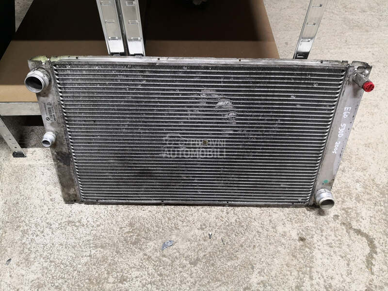 E60 Hladnjak vode za BMW 520, 525, 530
