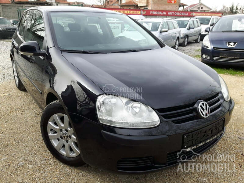 Volkswagen Golf 5 2006. god. -  kompletan auto u delovima