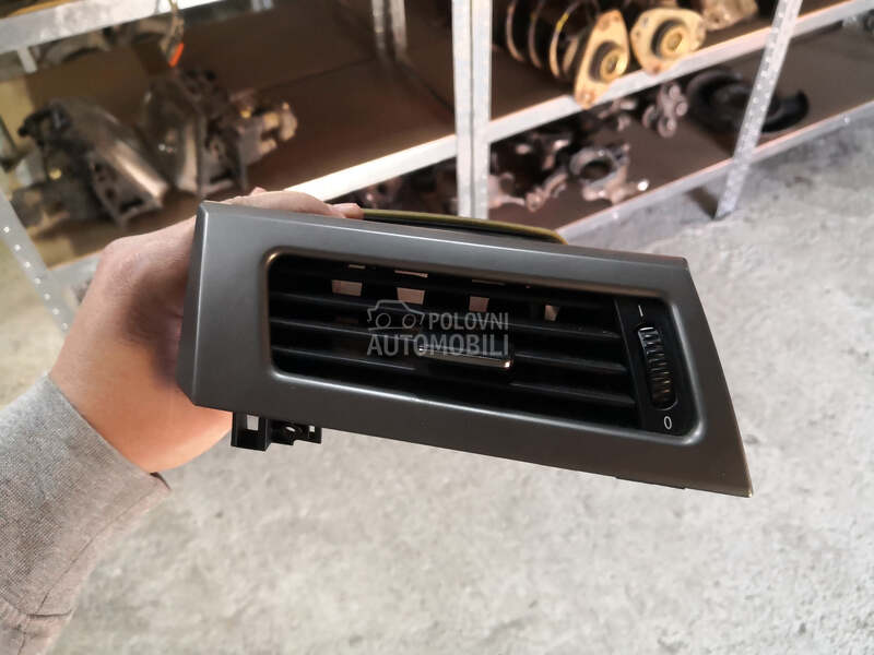 E60 Ventilacija za BMW 518, 520, 523 ...