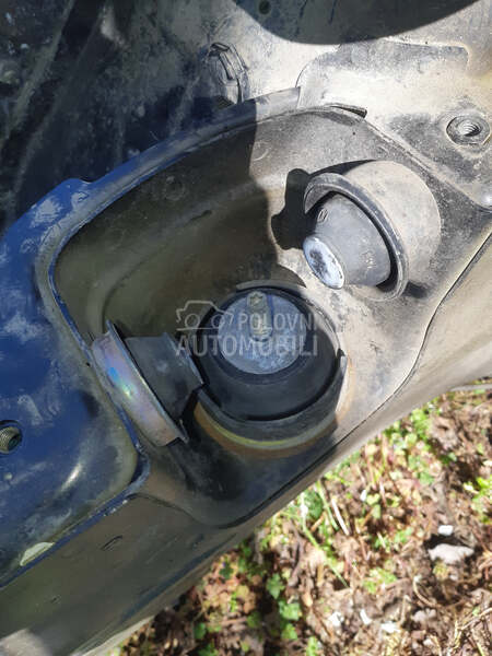 Nosač motora 1.1 benzin za Peugeot 206