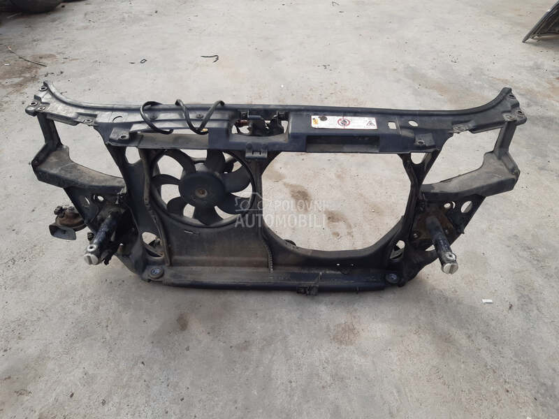 Prsa vezni lim za Audi A4