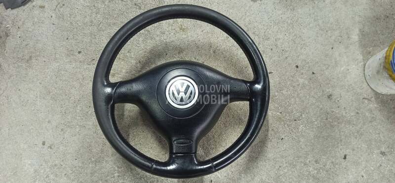 Trokraki volan za Volkswagen Bora, Golf 4, Passat B5 ...