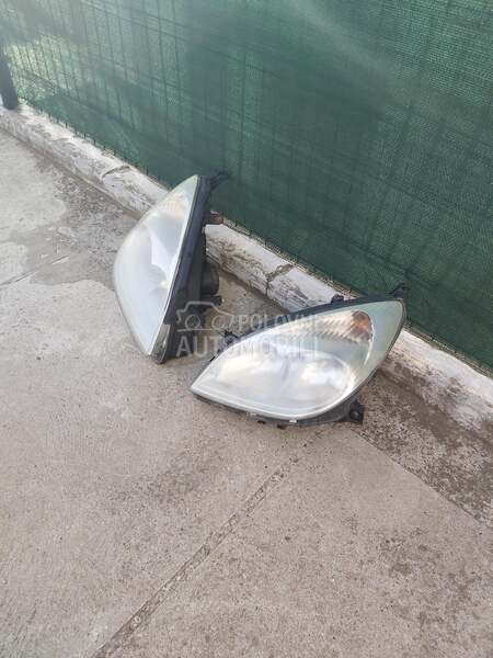 Farovi za C-5 za Citroen C5 od 2000. do 2004. god.