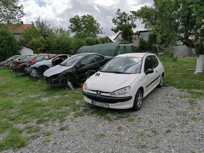 komplet auto u delovima za Peugeot 206