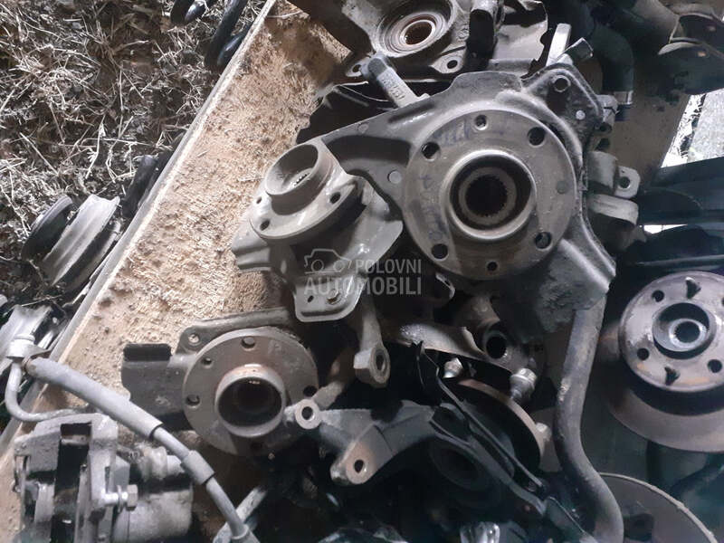 Prednje glavcine za Fiat Punto