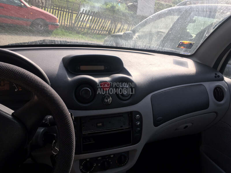 instrument tabla za Citroen C3 od 2002. do 2008. god.