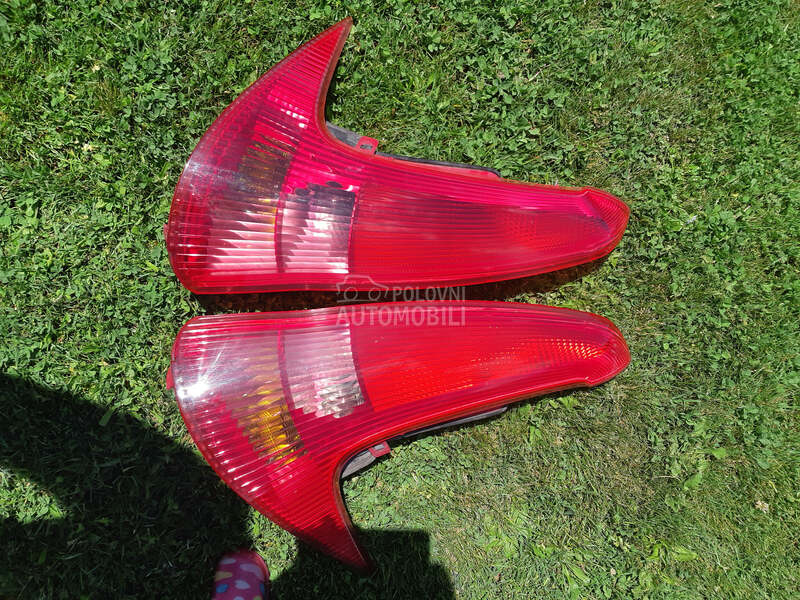 Stop svetla i stop lampe SW za Peugeot 206