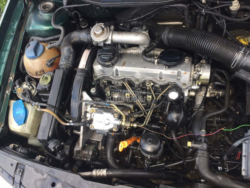 Volkswagen Golf 4 -  kompletan auto u delovima