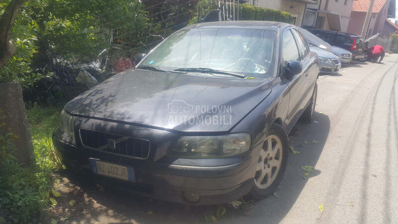 Kompletan auto za delove za Volvo S60 od 2001. do 2006. god.