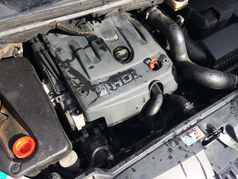 Poklopac motora za Peugeot 307