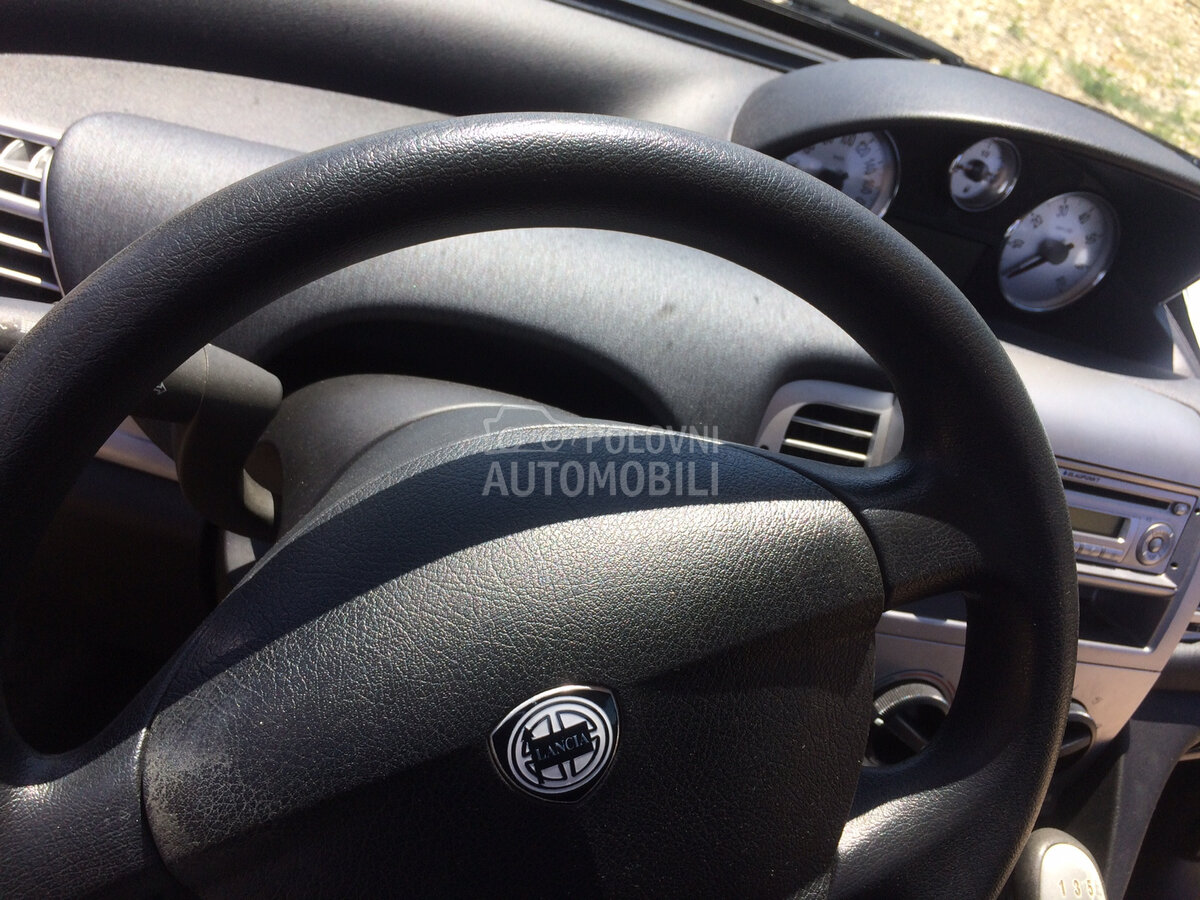 volan za Lancia Ypsilon od 2007. do 2011. god.