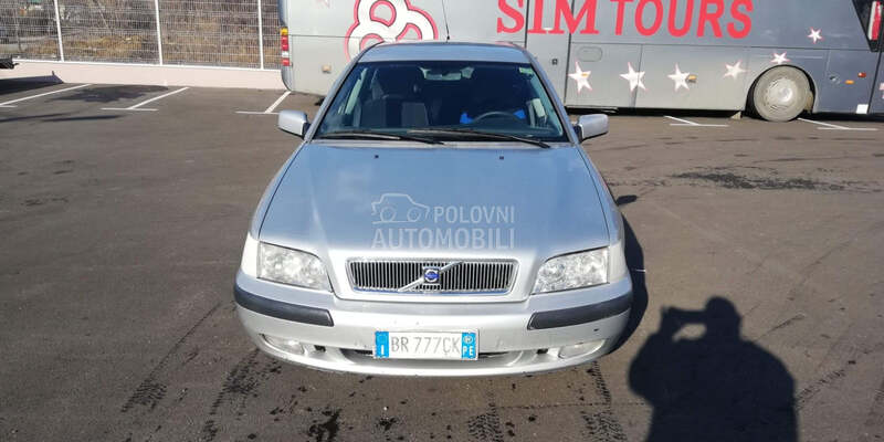 Hauba za za Volvo S40, V40 od 1996. do 2004. god.