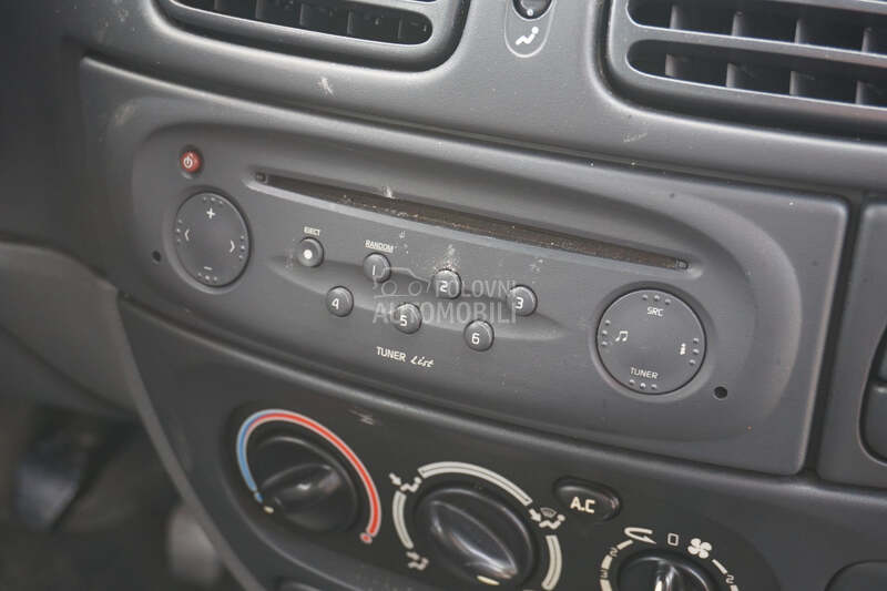 radio cd za Renault Megane