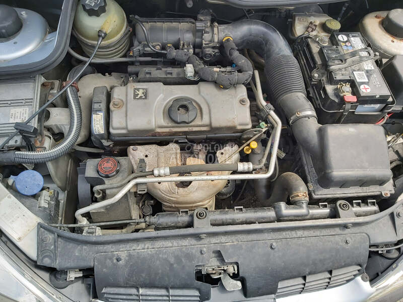 MOTOR 1.4b 8/v za Peugeot 206