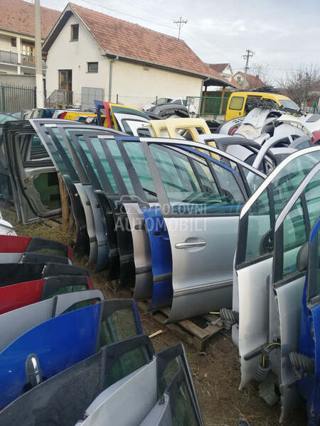 Prednja vrata L/D za Mercedes Benz A Klasa