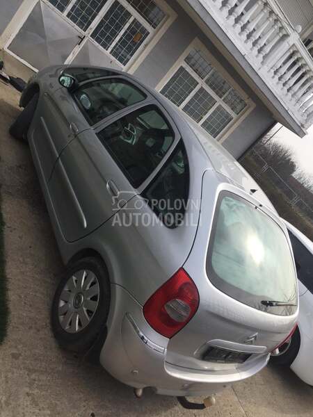 Delovi za Citroen Xsara Picasso 1.6hdi 2007. god.