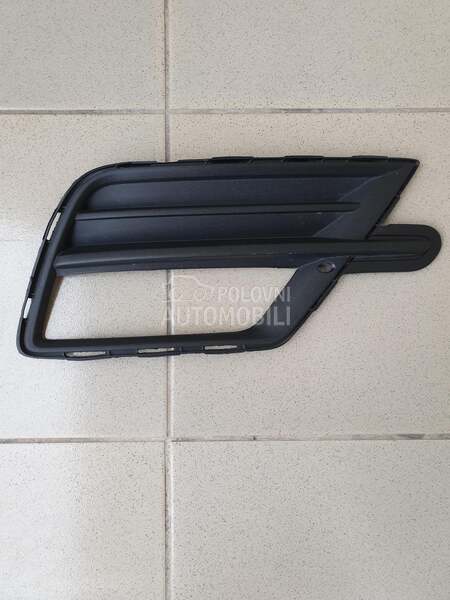 REŠETKA BRANIKA DESNA za Volkswagen Caddy od 2015. do 2019. god.