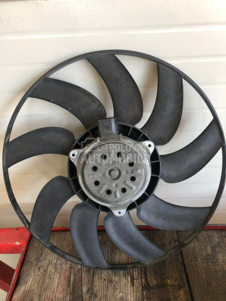 Ventilator hladnjaka 2.0 tdi za Audi A4, A5, A6 ... od 2011. do 2016. god.