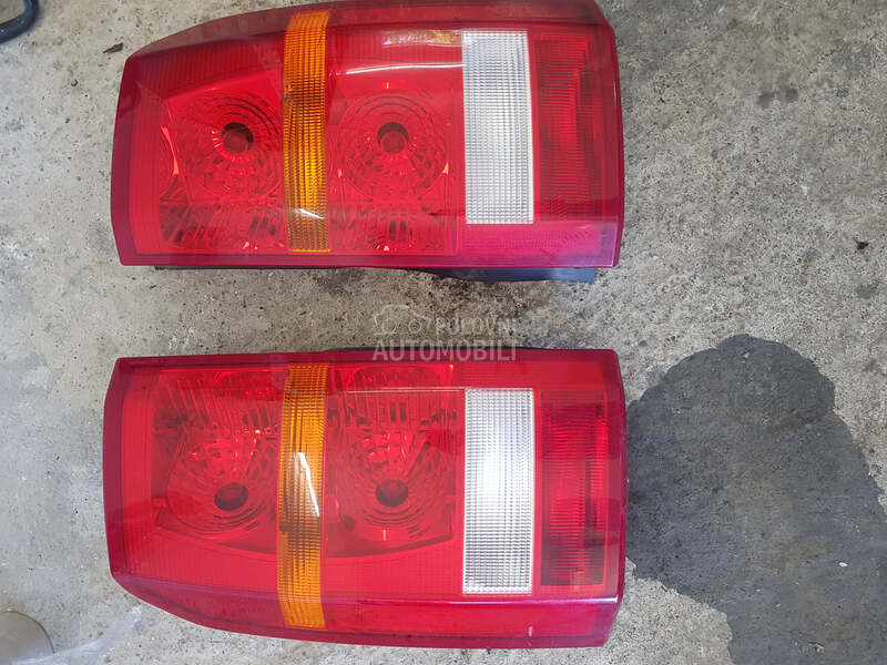discovery 3     lampe za Land Rover Discovery od 2004. do 2009. god.