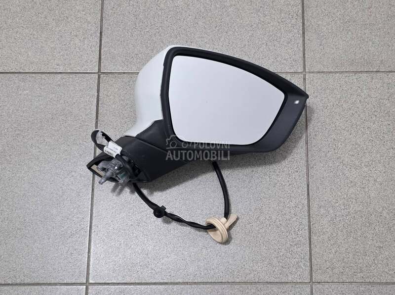 Desni Retrovizor za Seat Ateca od 2016. do 2024. god. - 576857408