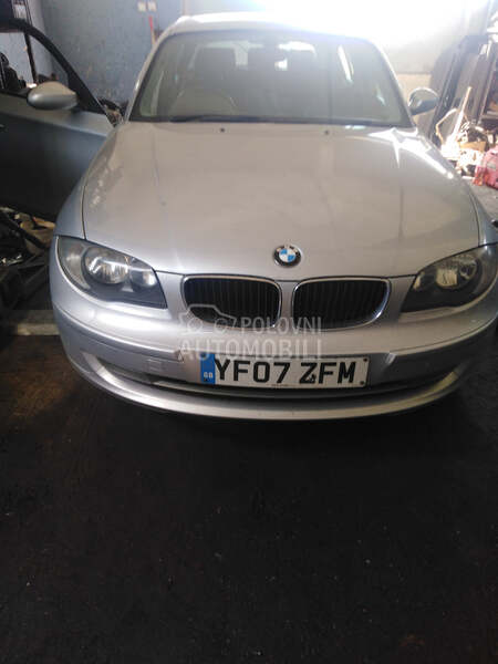 BMW 118 -  kompletan auto u delovima