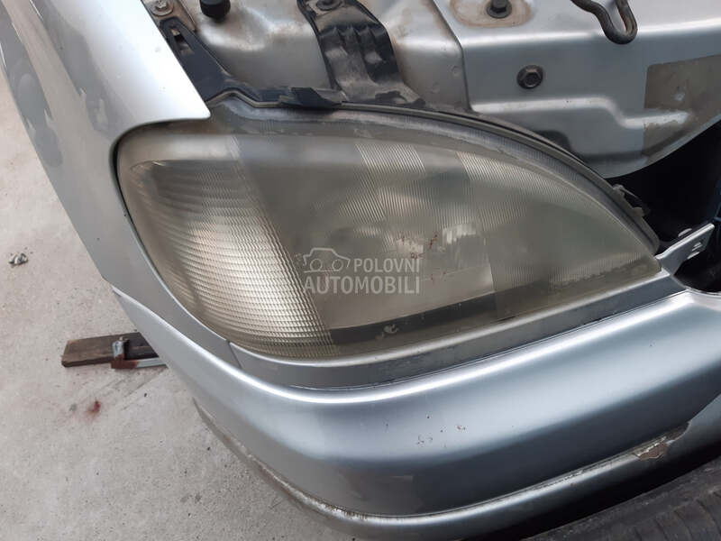Far za Mercedes Benz ML 230, ML 250, ML 270 ...