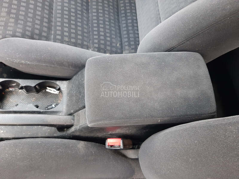 naslon za ruku za Volkswagen Passat B5.5