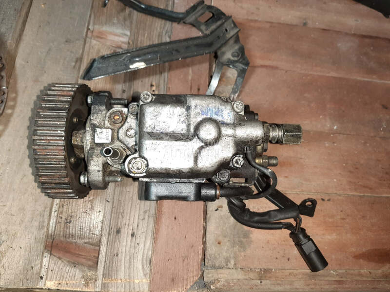 Bosch pumpa za Volkswagen Golf 4