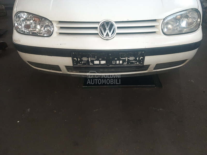 Maska za Volkswagen Golf 4