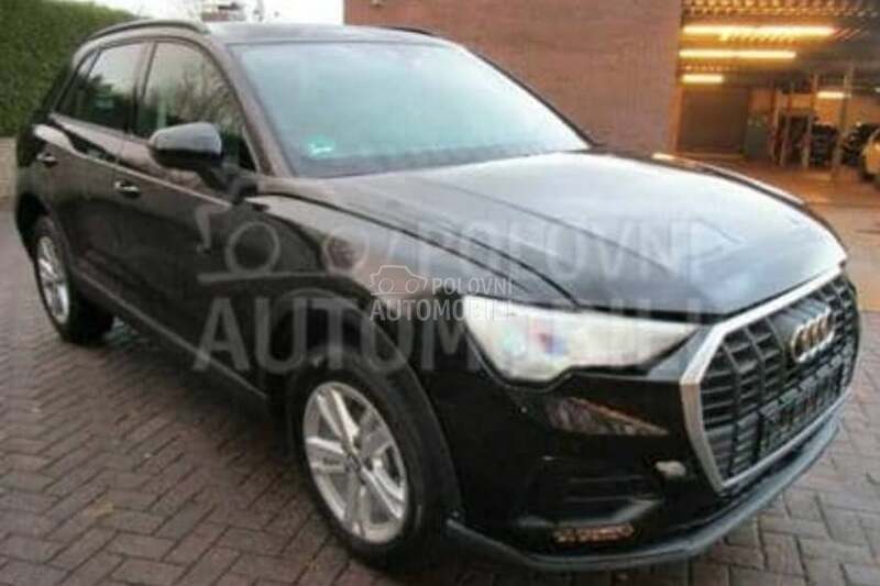 Delovi za Audi Q3 2013