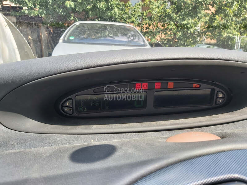 DISPLEJ INSTRUMENT TABLE za Citroen Xsara Picasso