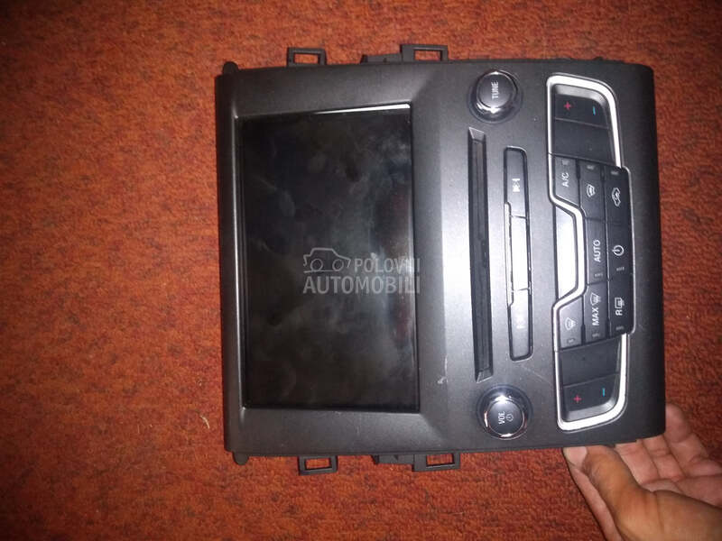 multimedia za Ford Mondeo