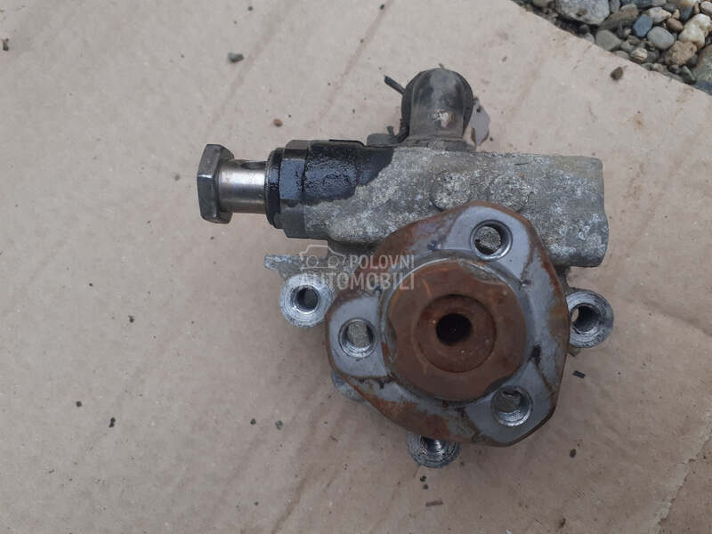 servo pumpa za Volkswagen Golf 4