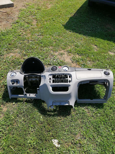Instrument tabla za Citroen C3 od 2002. do 2010. god.