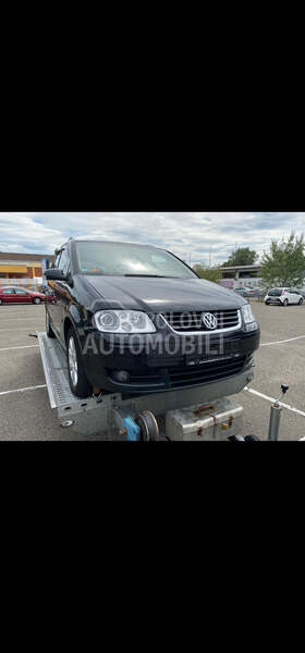 Farovi ksenon za Volkswagen Touran od 2004. do 2008. god.