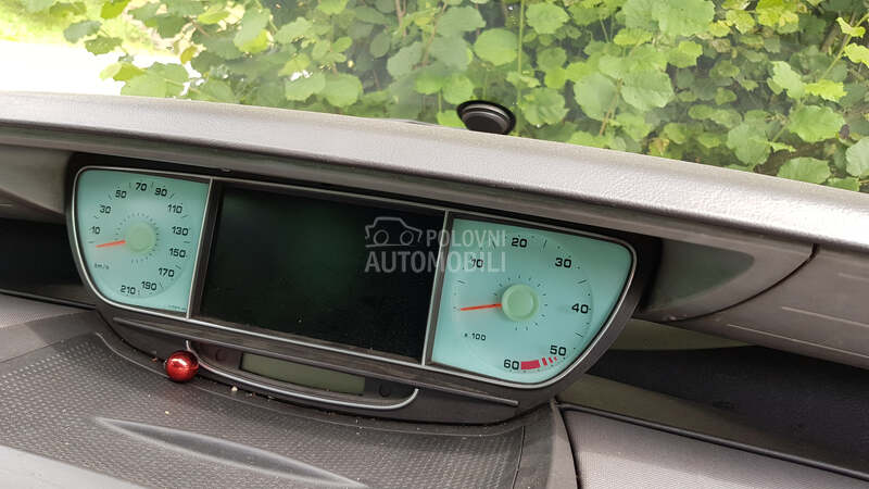 navigacija za Peugeot 807