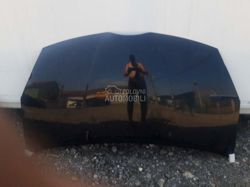 Hauba CRNA 209 za Toyota Corolla Verso od 2004. do 2009. god.