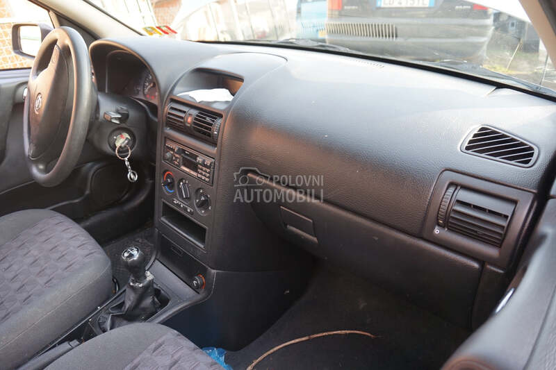 radio cd za Opel Astra G