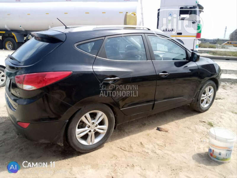 Hyundai ix35 2010. god. -  kompletan auto u delovima