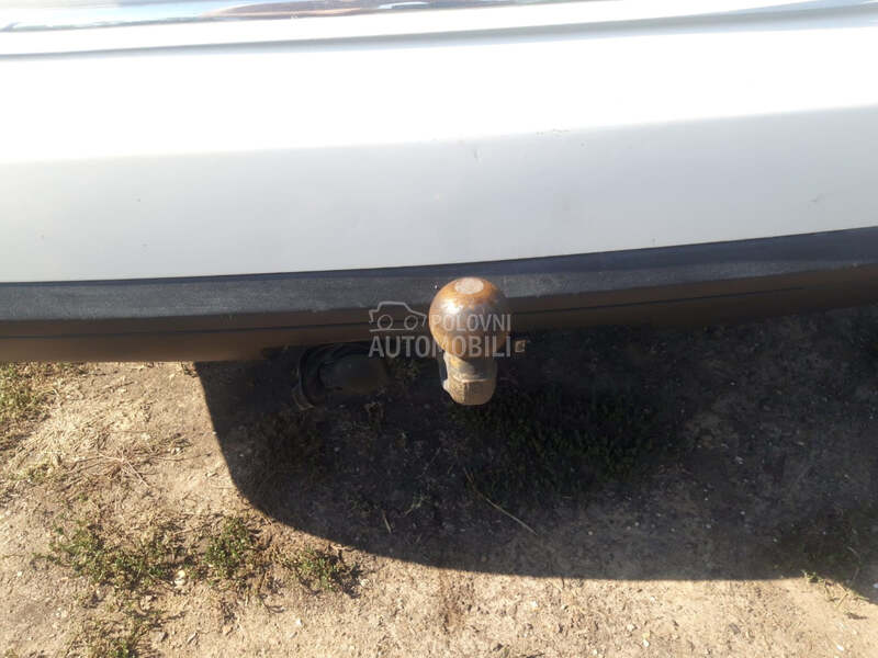 Kuka za vuču za Volkswagen Passat B6