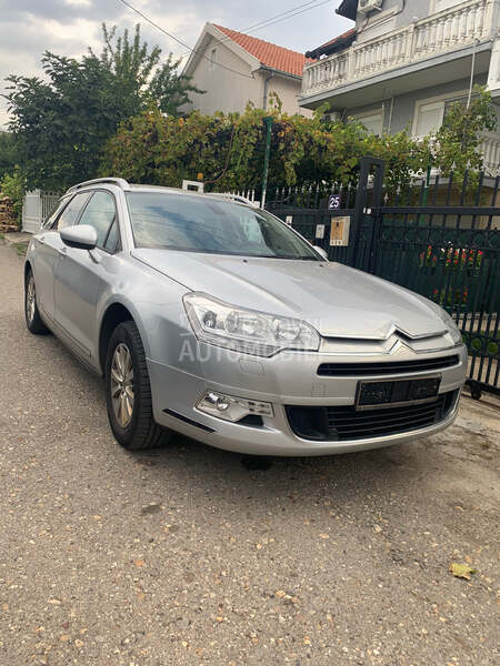 Citroen C5 2.0hdi -  kompletan auto u delovima