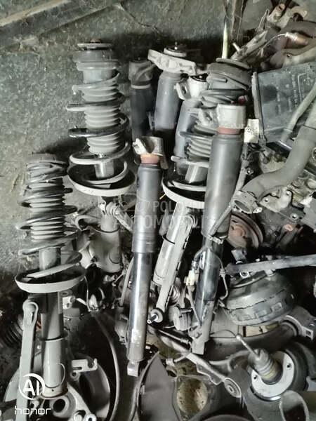 Amortizeri opruge Astra J za Opel Astra J od 2010. do 2017. god.